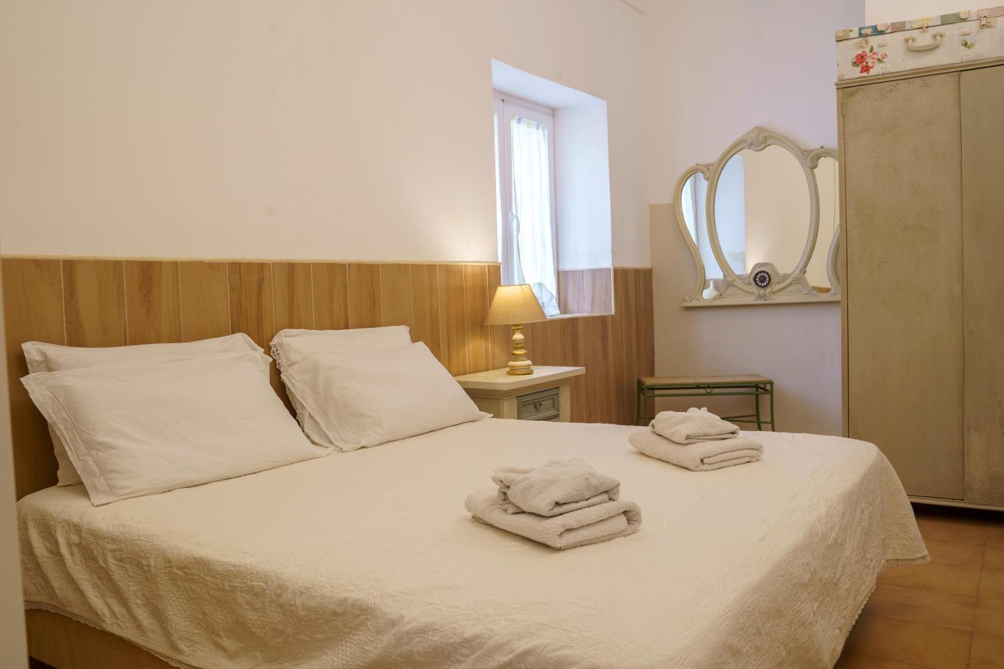 Il Panorama Housing Cilento Aparthotel Santa Maria di Castellabate Exteriör bild